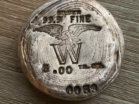 Wilkinson 5 oz vintage silver round