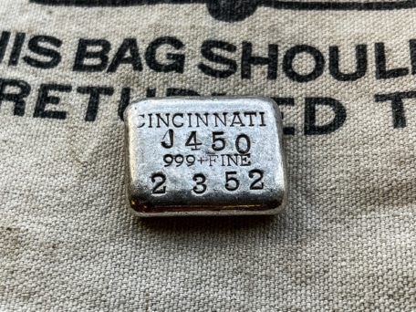 Cincinnati 2 oz Vintage Silver Bar reverse