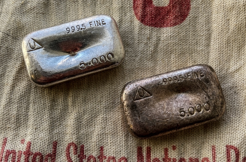 Delta 5 oz Contrasting Vintage Silver Bars
