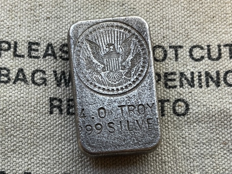 Presidential Seal 4 oz Front