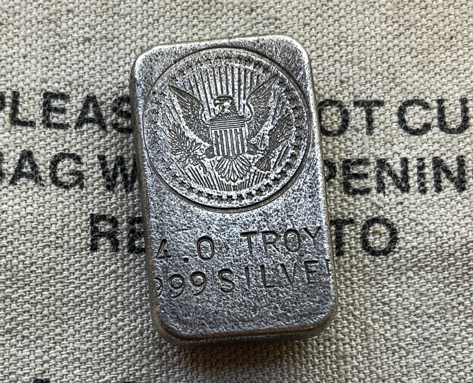 Presidential Seal 4 oz Front